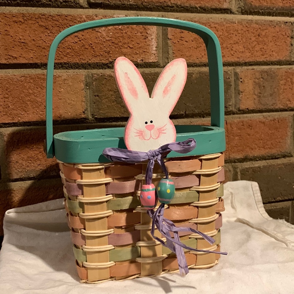 🐰WOODEN BUNNY BASKET 🧺 DECORATIVE PURPOSES ONLY